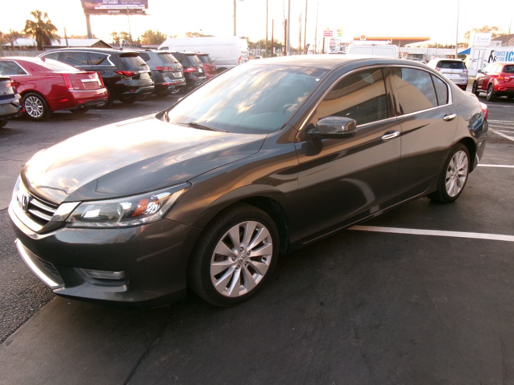 2013 Honda Accord - $8,995