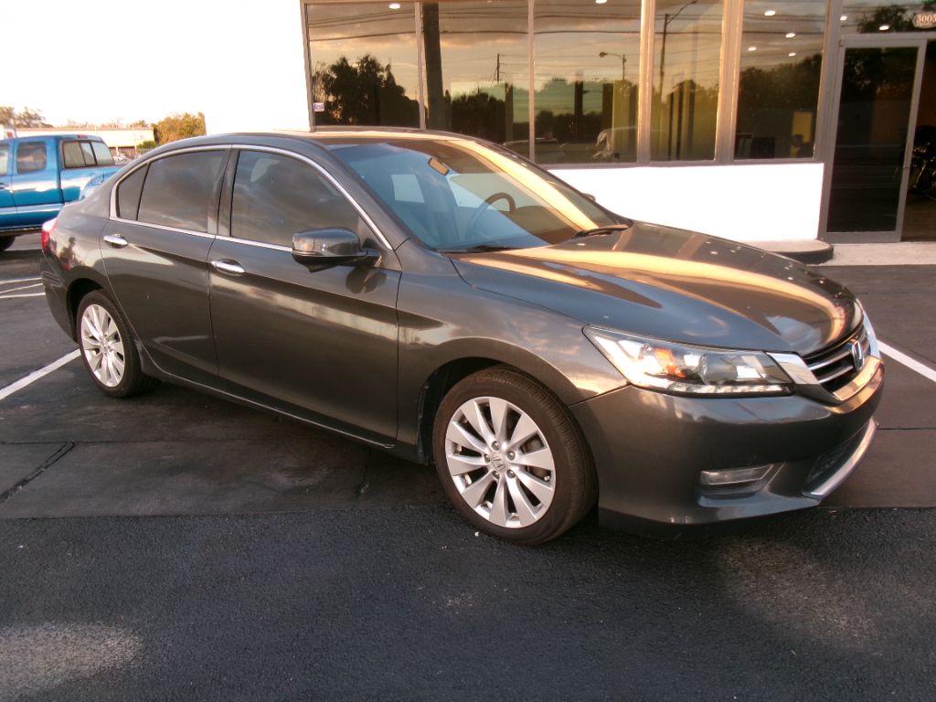 2013 Honda Accord - $8,995