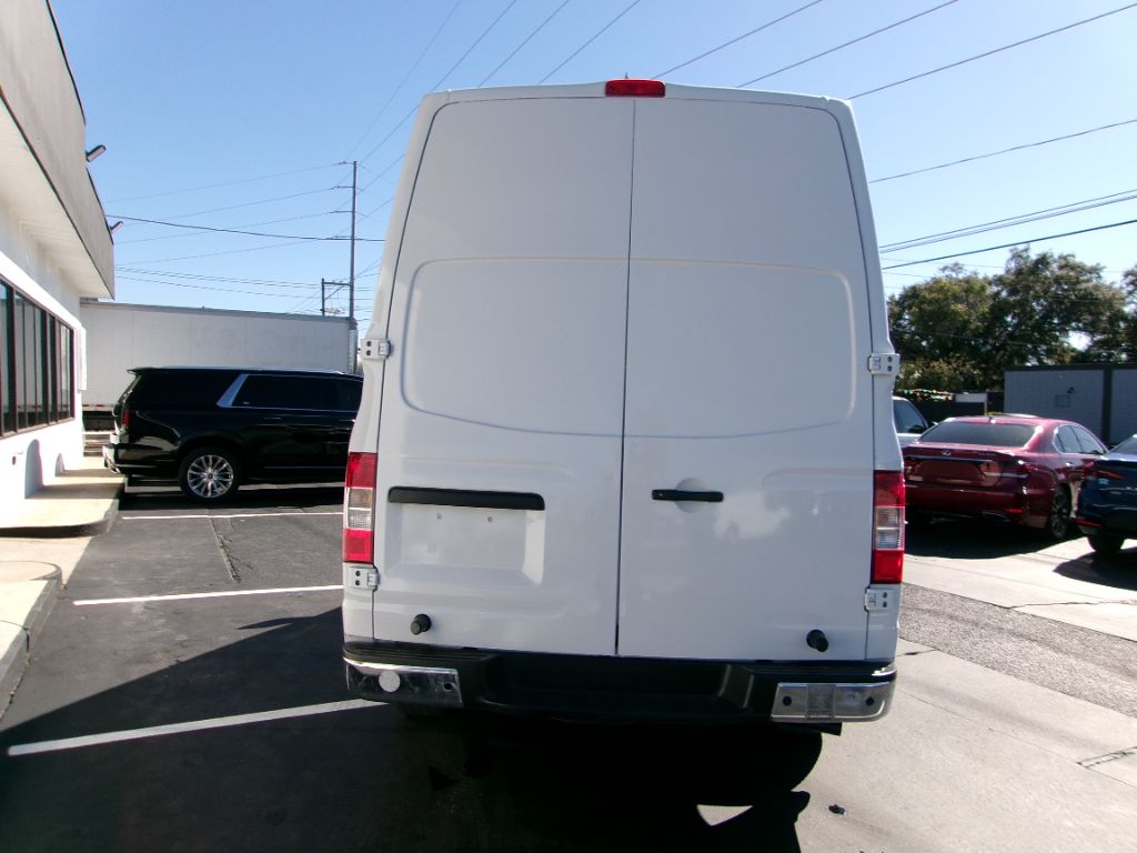2013 Nissan Nv - $9,999