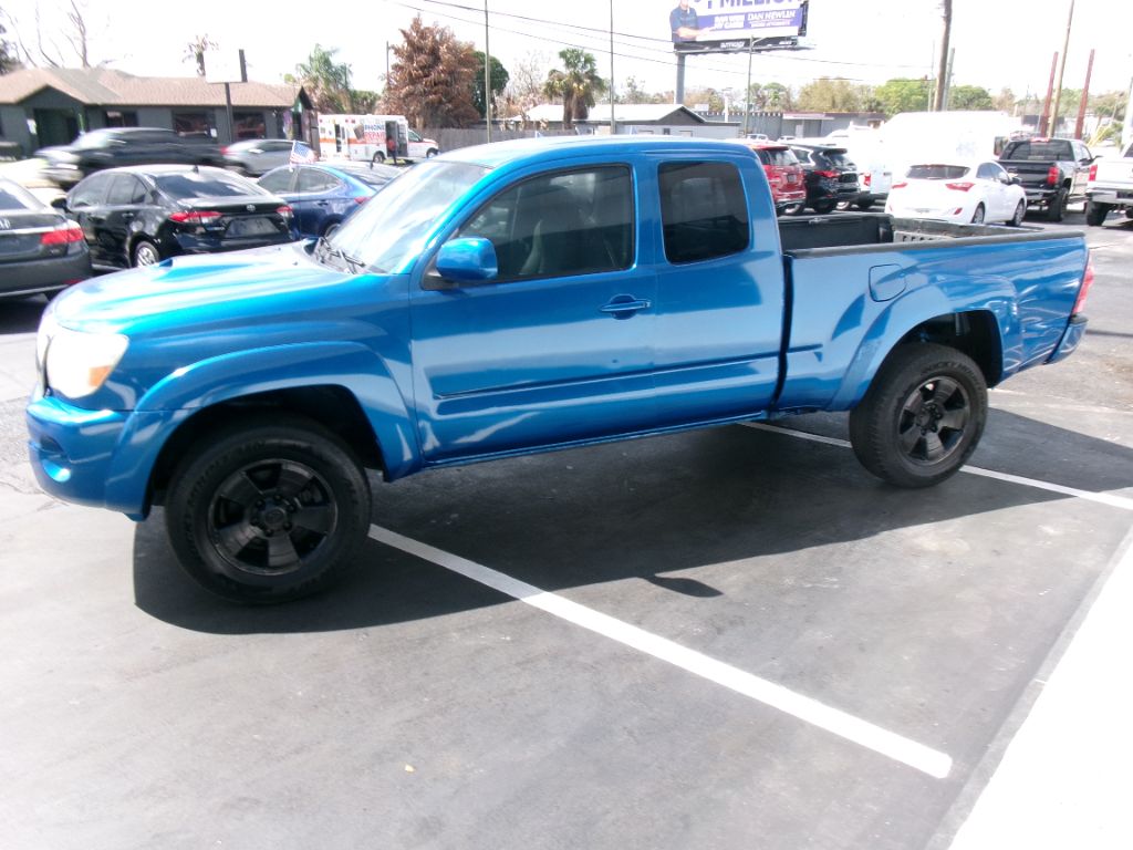 2006 Toyota Tacoma - $9,999
