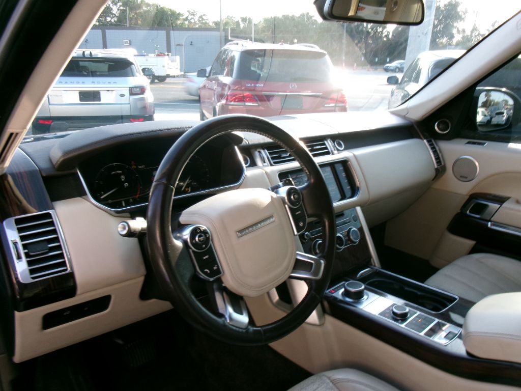 2014 LAND ROVER Range Rover - $11,999