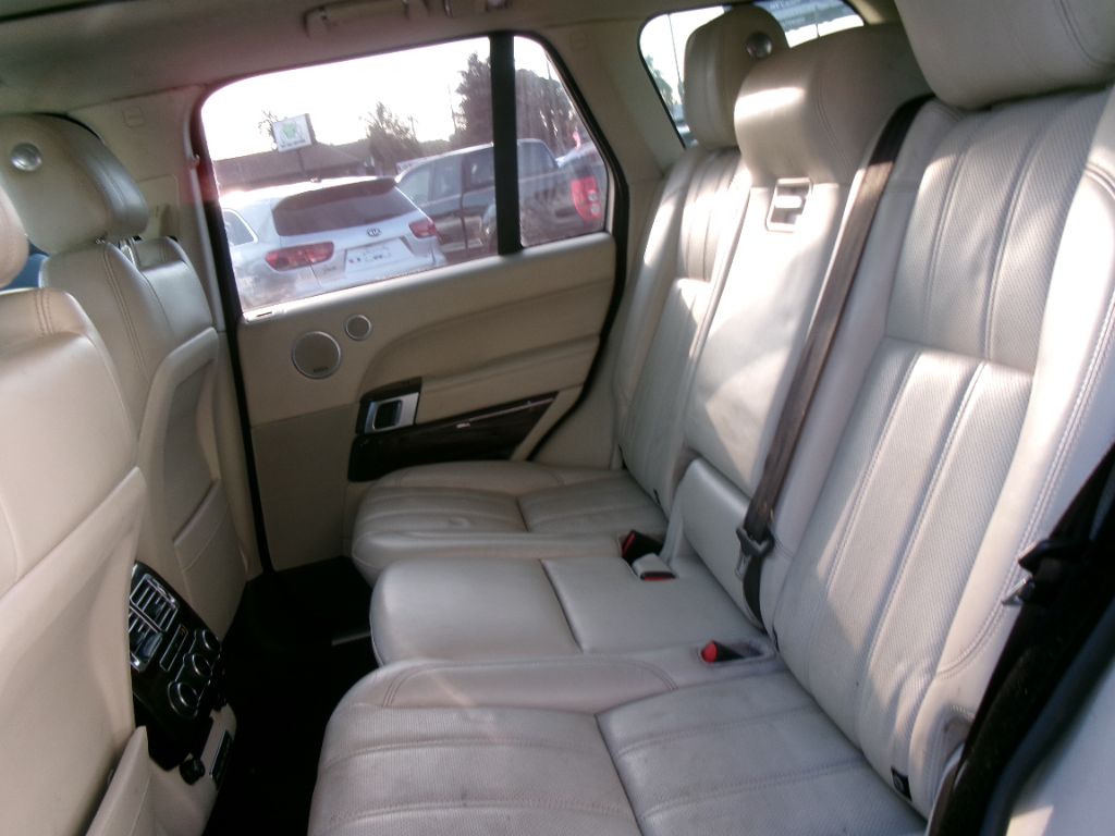 2014 LAND ROVER Range Rover - $11,999