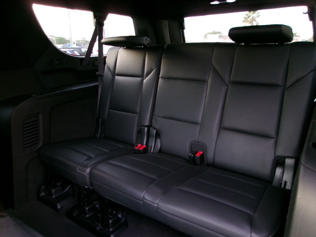 2022 Cadillac Escalade - $64,999