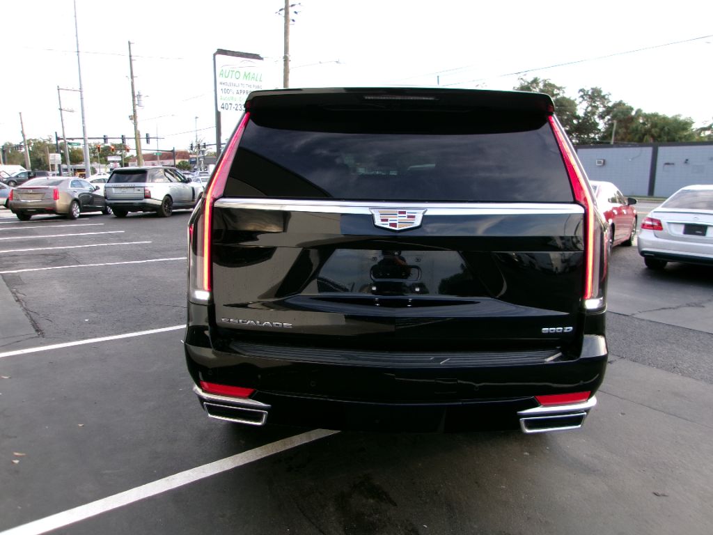 2022 Cadillac Escalade - $64,999