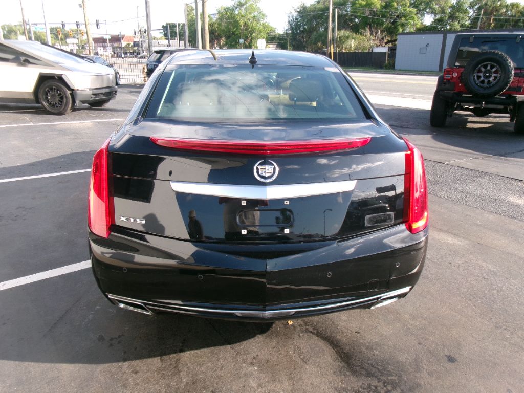 2013 Cadillac XTS - $9,999