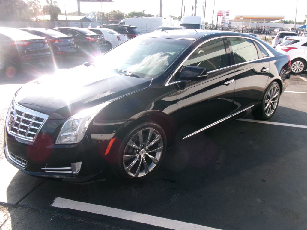 2013 Cadillac XTS - $9,999
