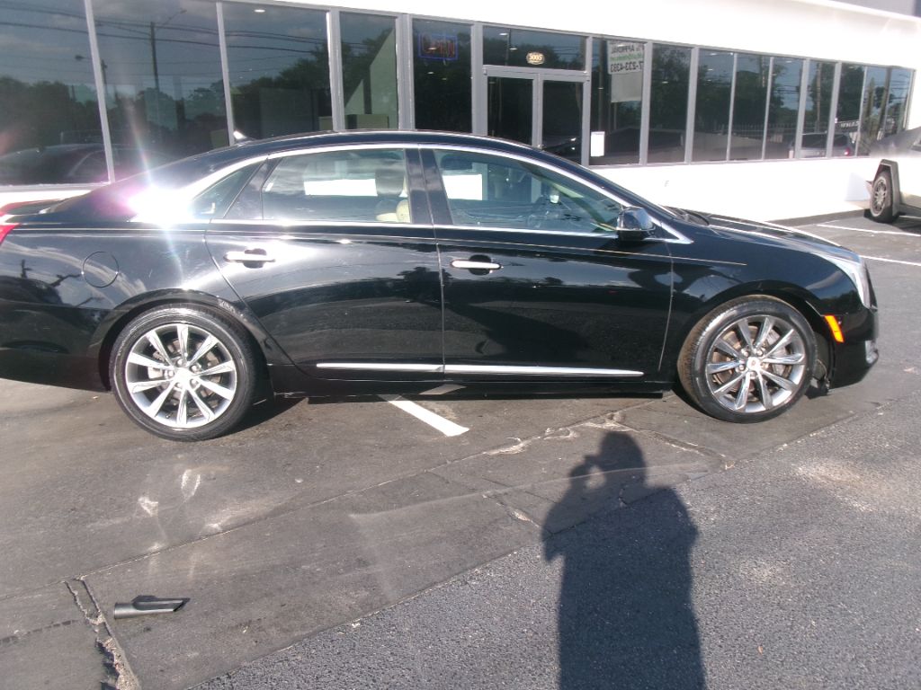 2013 Cadillac XTS - $9,999