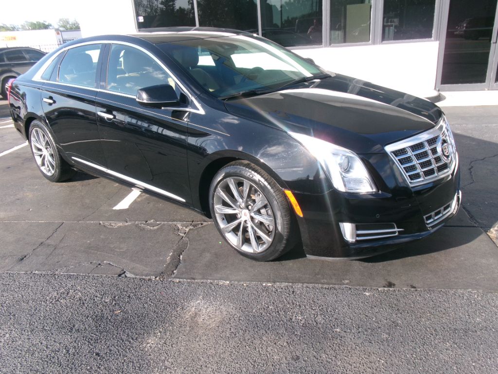 2013 Cadillac XTS - $9,999