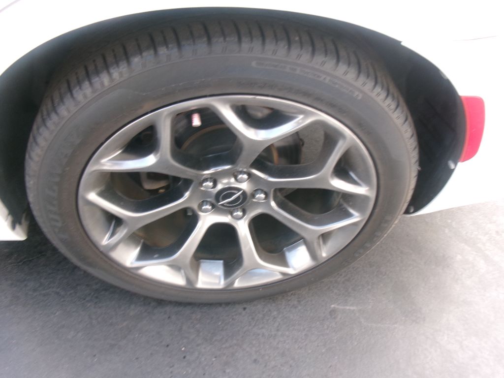 2018 Chrysler 300 - $9,999