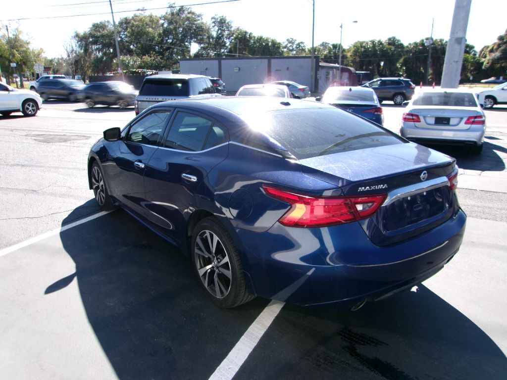 2016 Nissan Maxima - $7,999