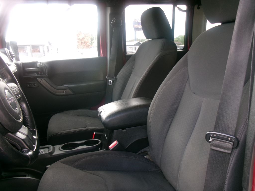 2013 Jeep Wrangler - $14,999