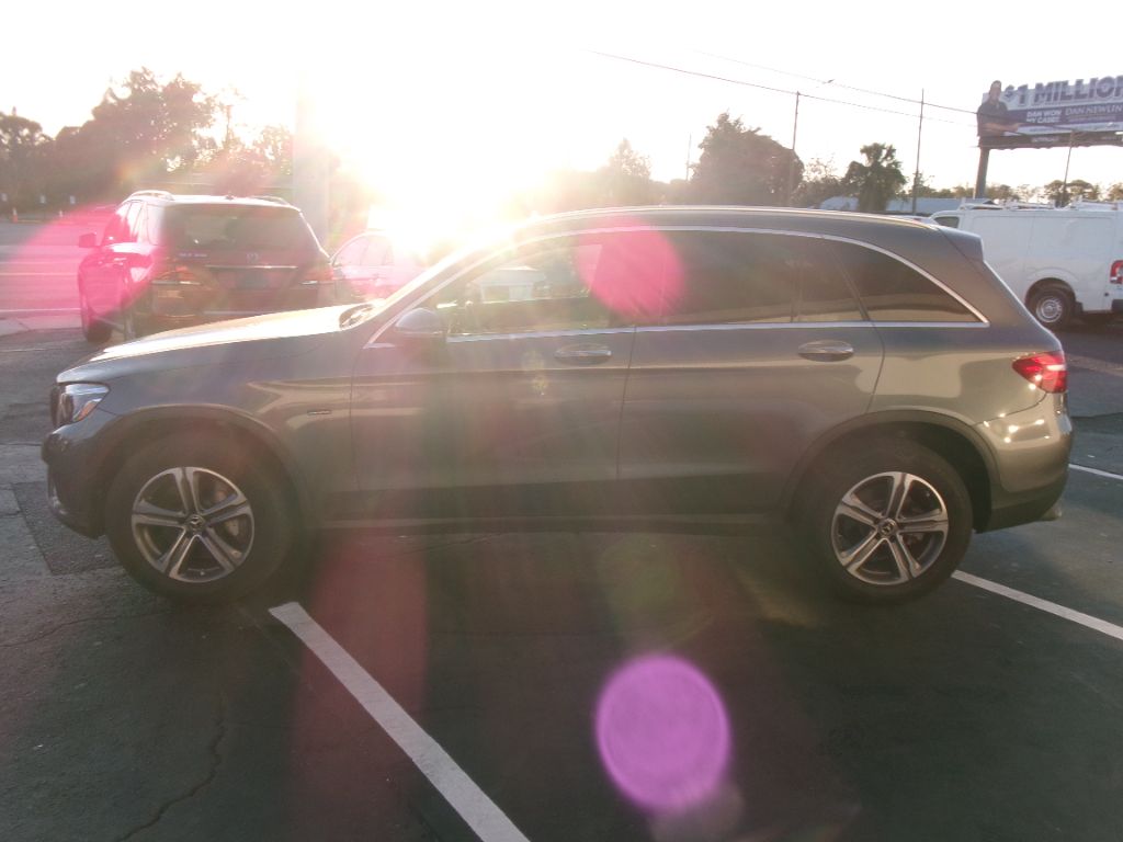 2019 Mercedes-Benz C-Class - $16,999