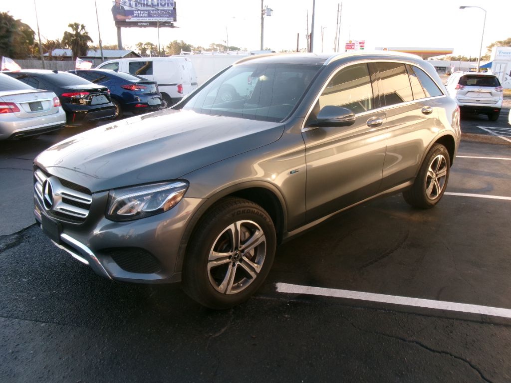 2019 Mercedes-Benz C-Class - $16,999