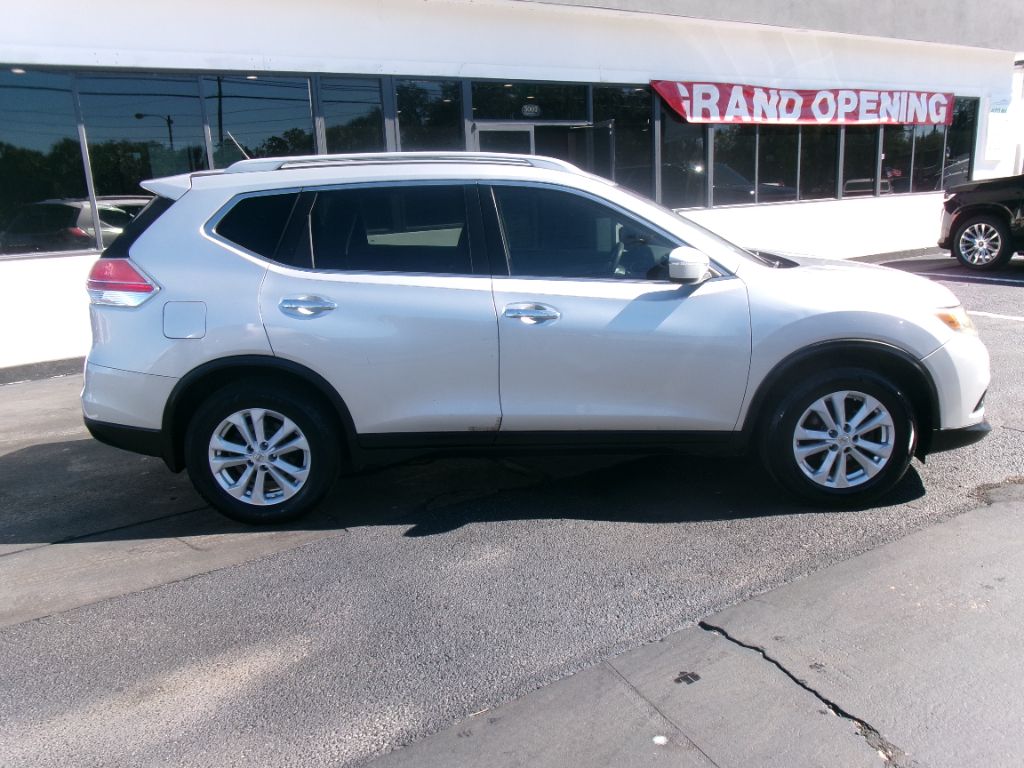 2014 Nissan Rogue - $5,999