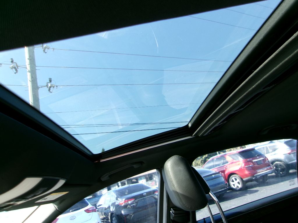 2013 Mercedes-Benz E-Class - $7,995