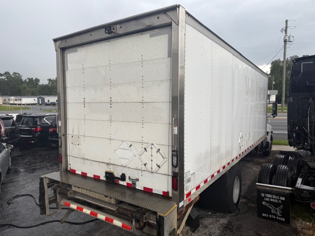 2016 Hino 268 - $24,999