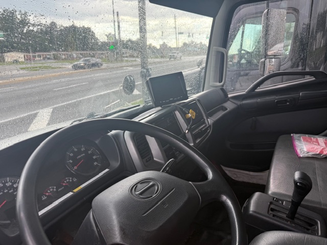 2016 Hino 268 - $24,999