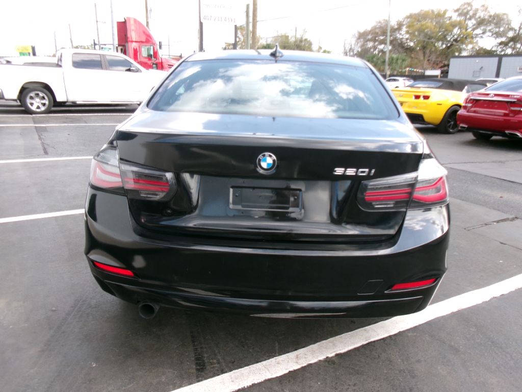 2015 BMW 320i - $10,999