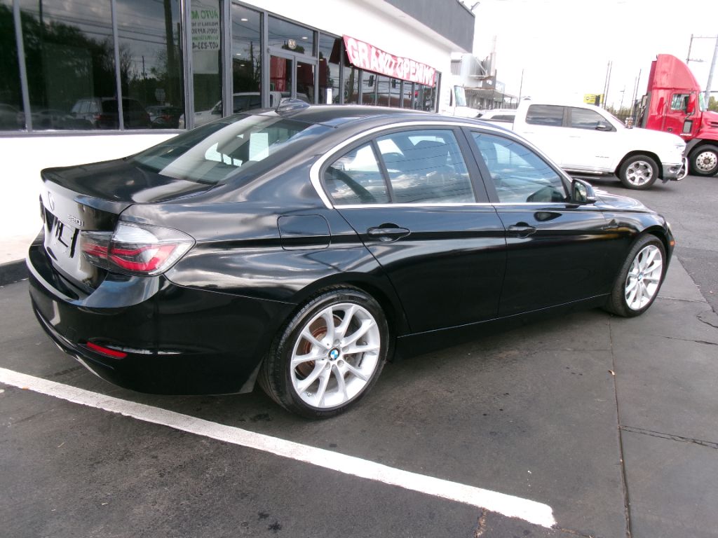 2015 BMW 320i - $10,999