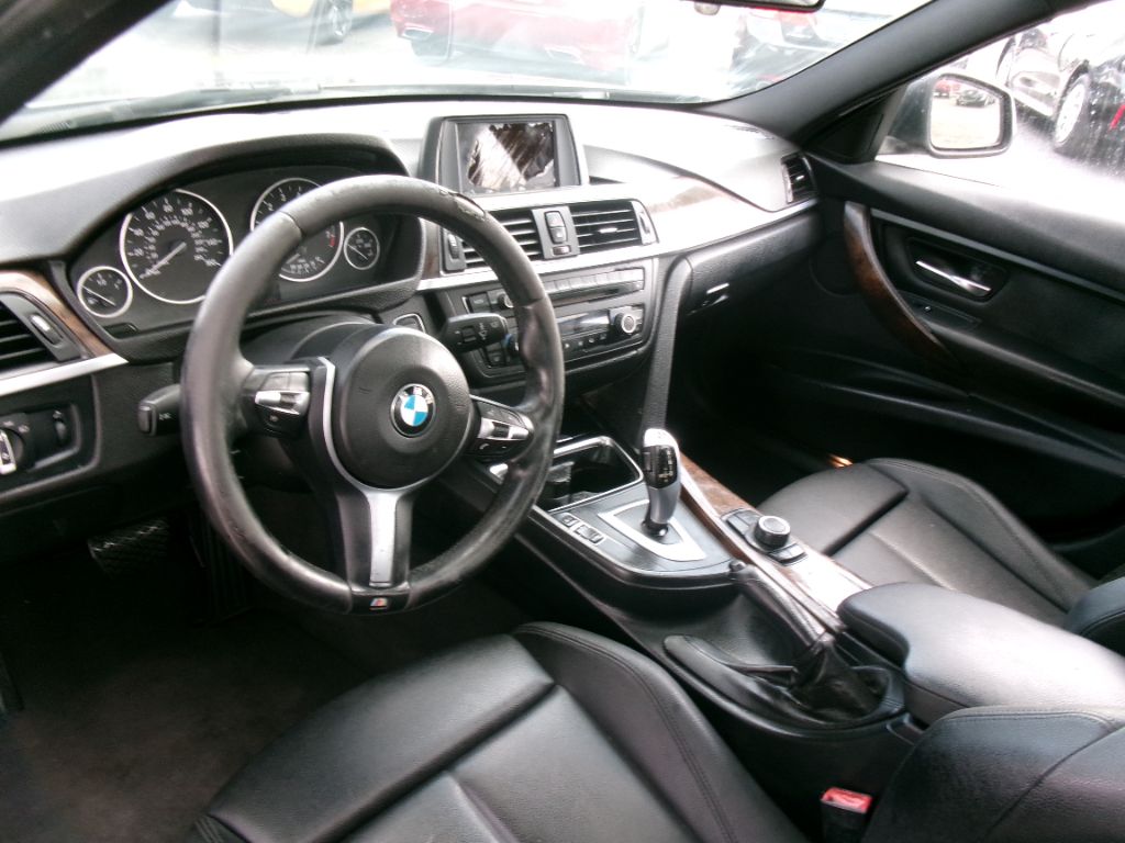 2015 BMW 320i - $10,999