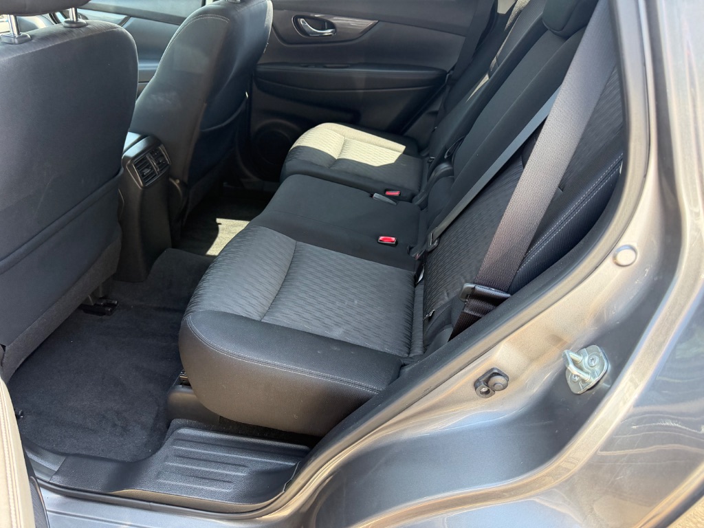 2020 Nissan Rogue - $10,500