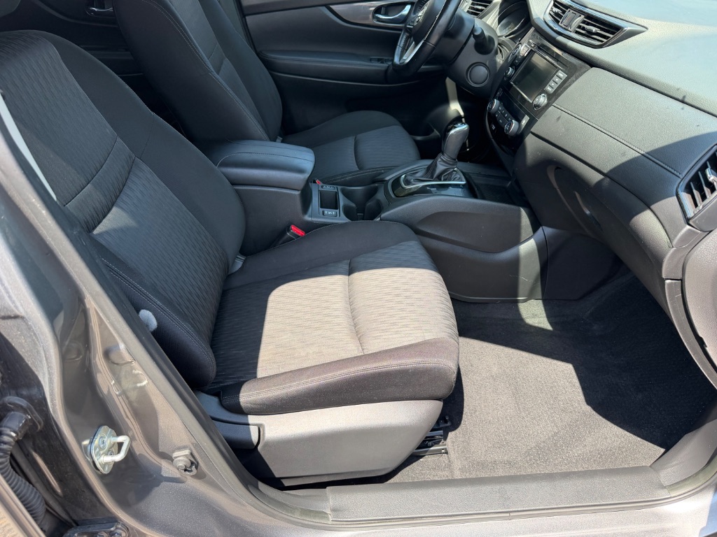 2020 Nissan Rogue - $10,500