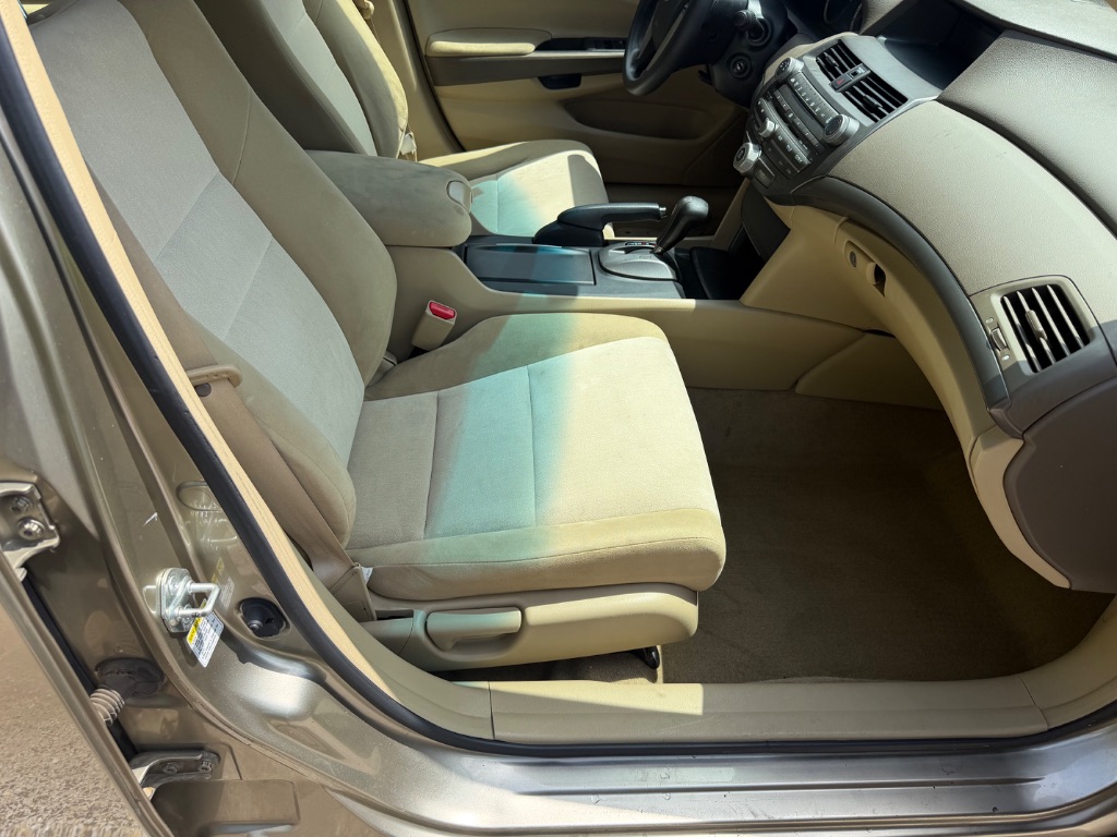 2008 Honda Accord - $5,900