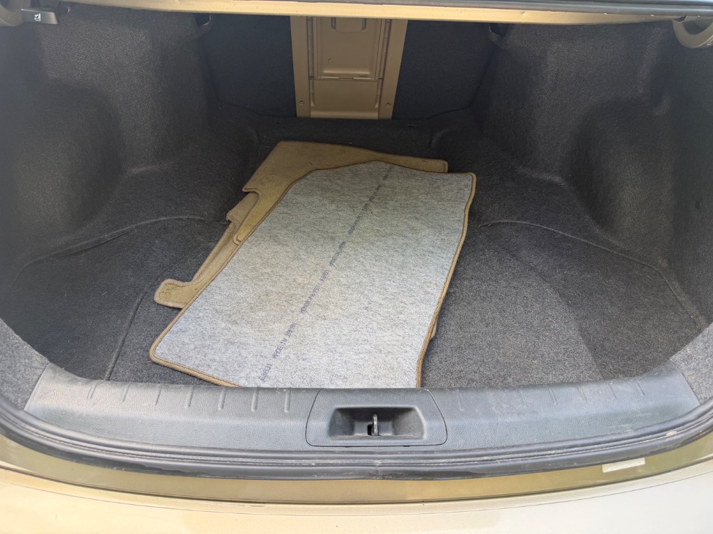 2008 Honda Accord - $5,900