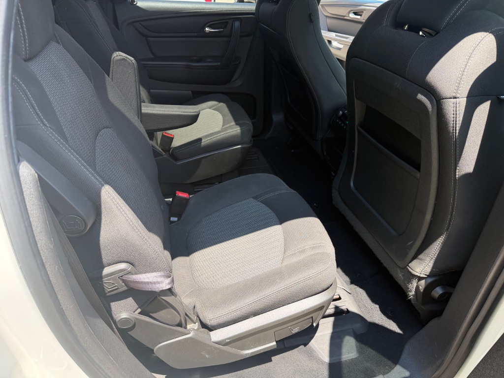 2015 Chevrolet Traverse - $5,900
