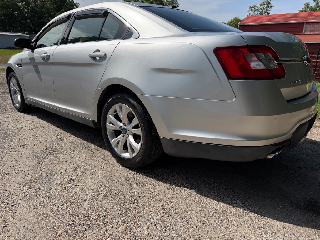 2012 Ford Taurus - $4,900