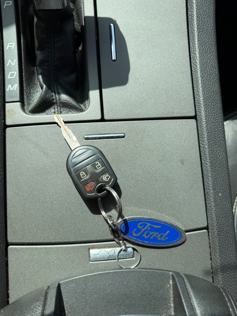 2012 Ford Taurus - $4,900