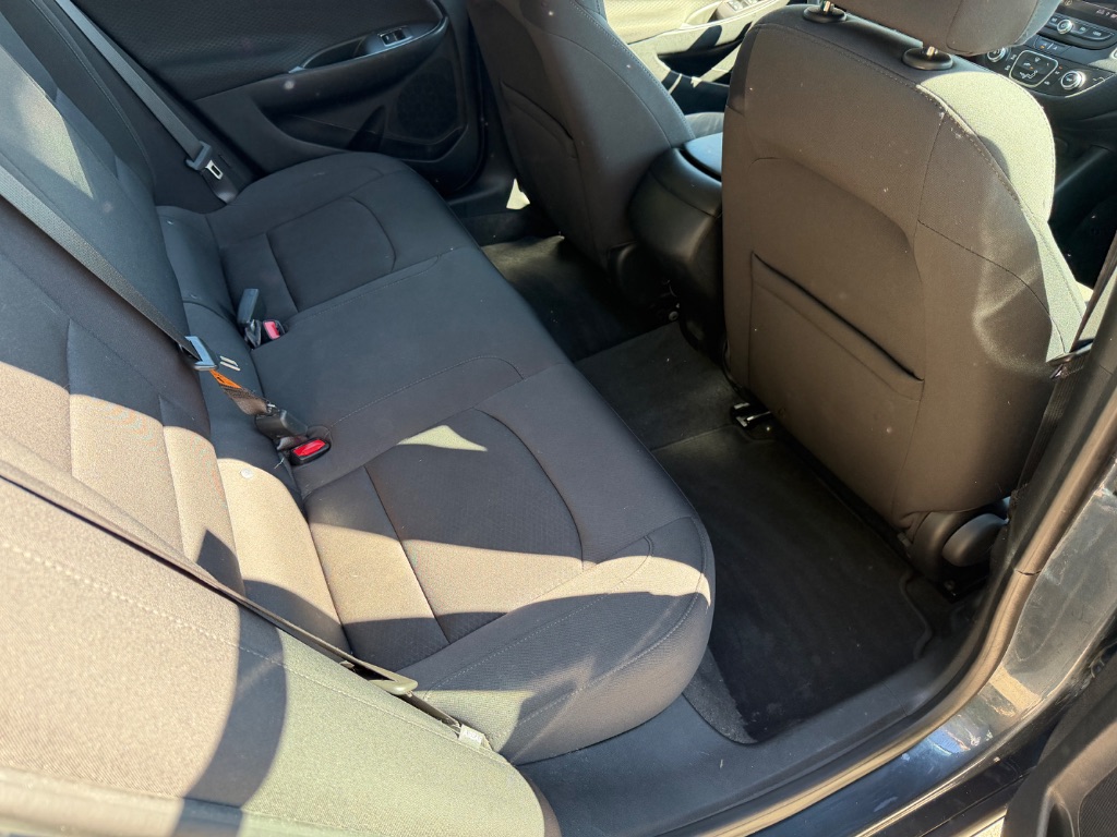 2020 Chevrolet Malibu - $6,900