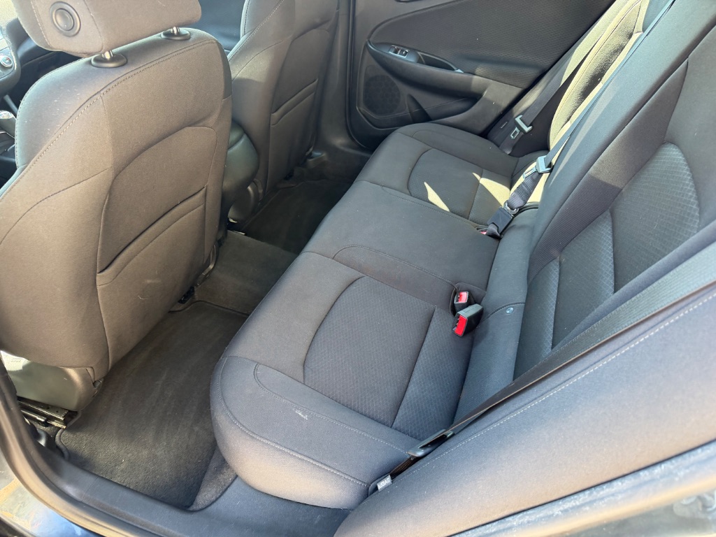 2020 Chevrolet Malibu - $6,900