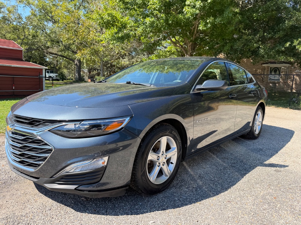 2020 Chevrolet Malibu - $6,900