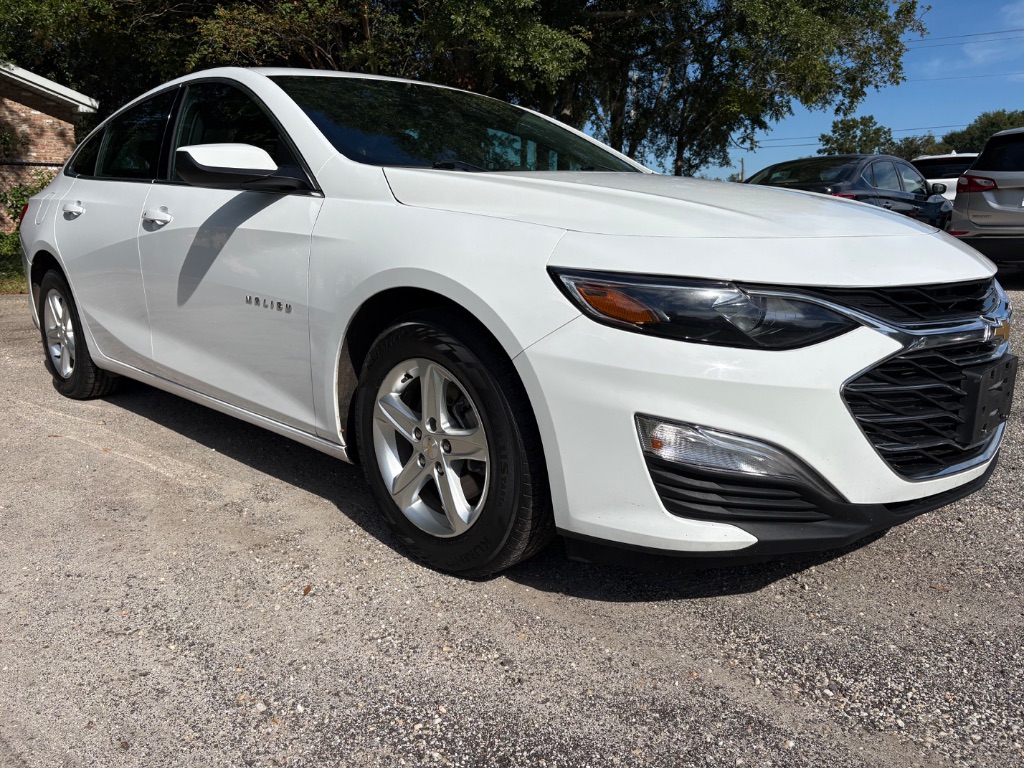 2023 Chevrolet Malibu - $13,500