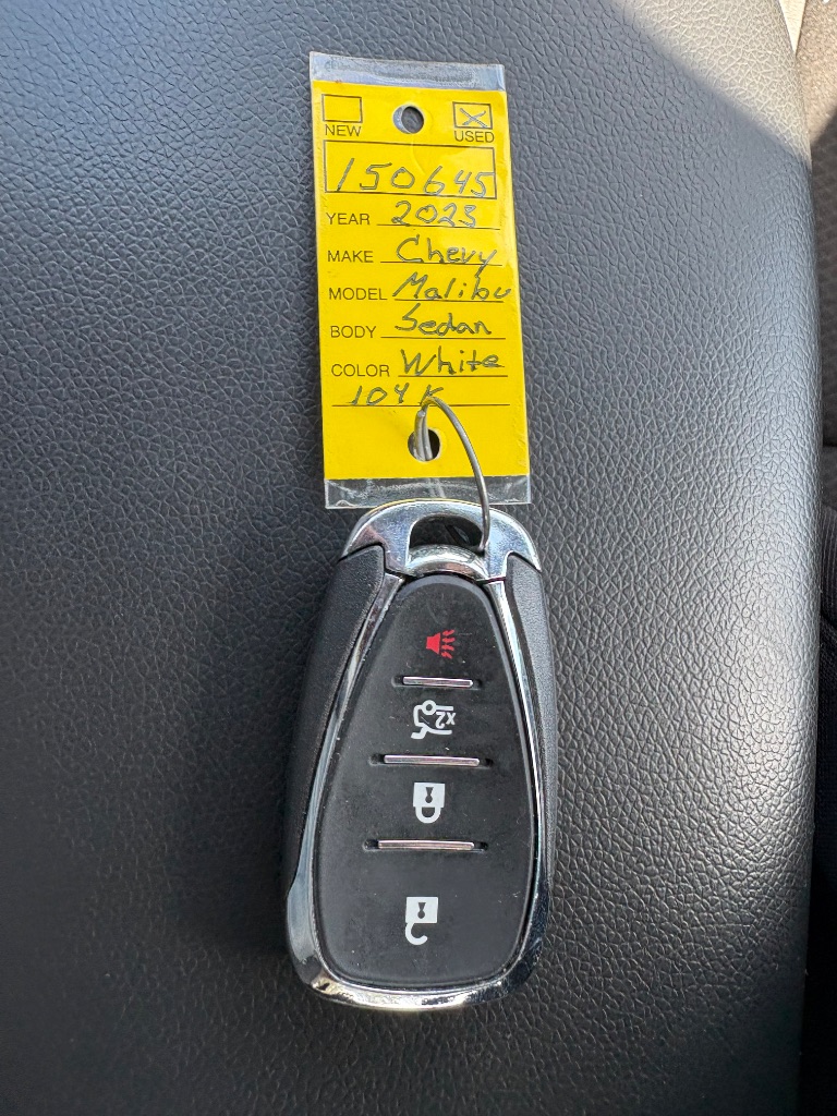 2023 Chevrolet Malibu - $13,500