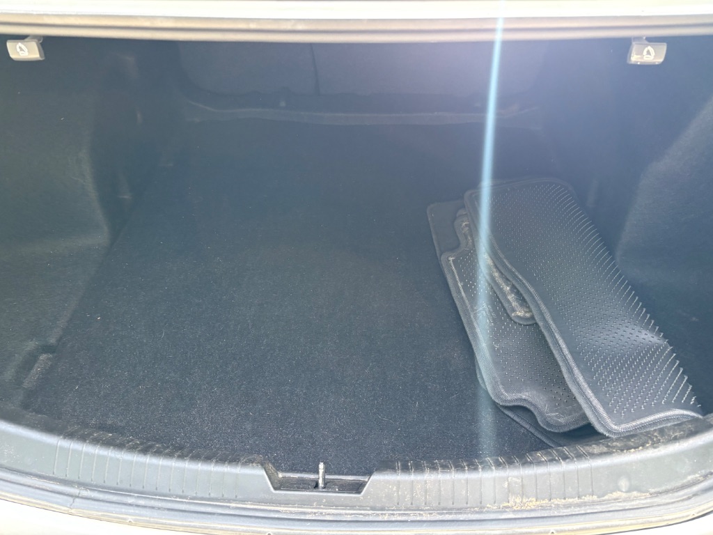 2023 Chevrolet Malibu - $13,500