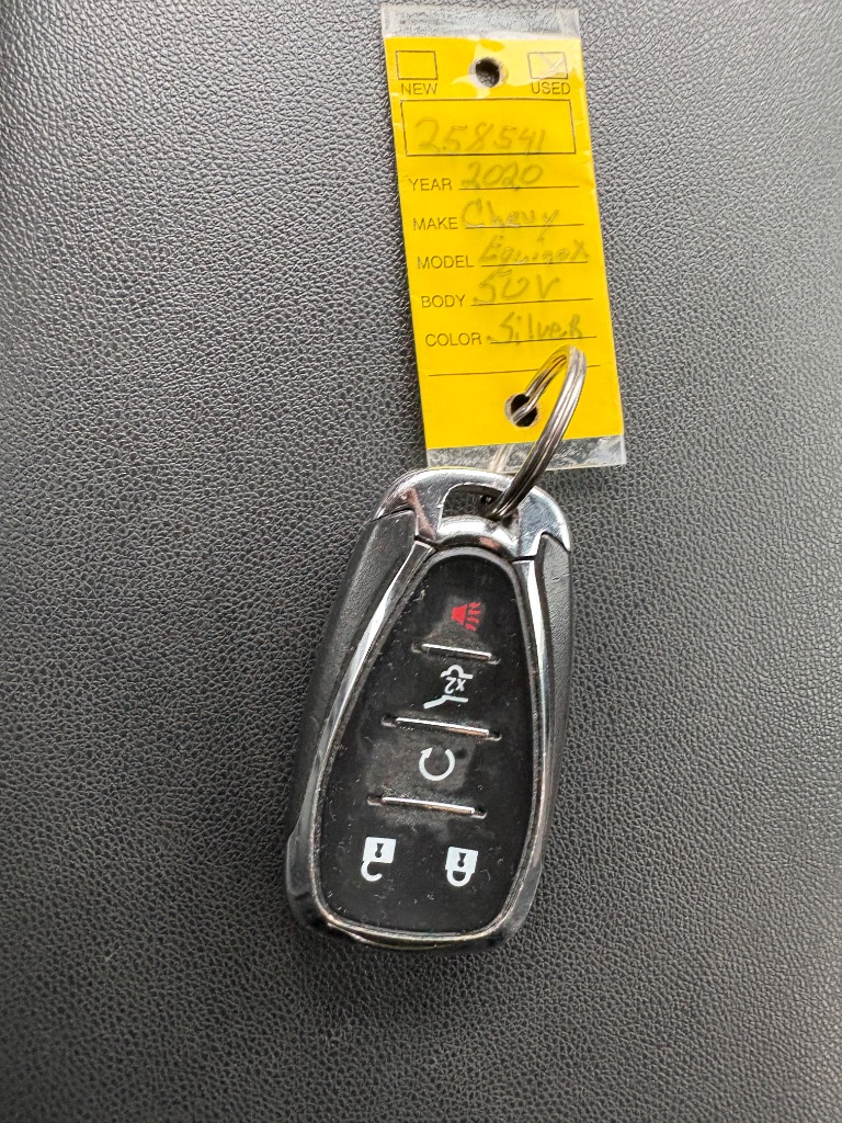 2021 Chevrolet Equinox - $8,900