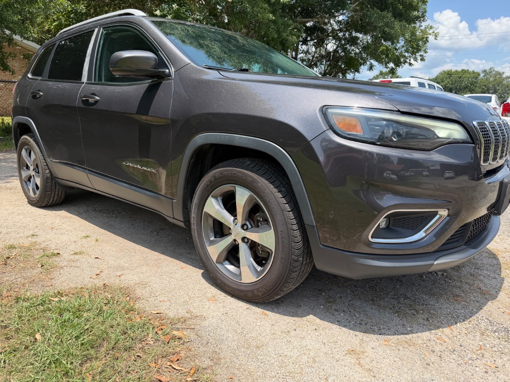 2019 Jeep Cherokee - $10,500