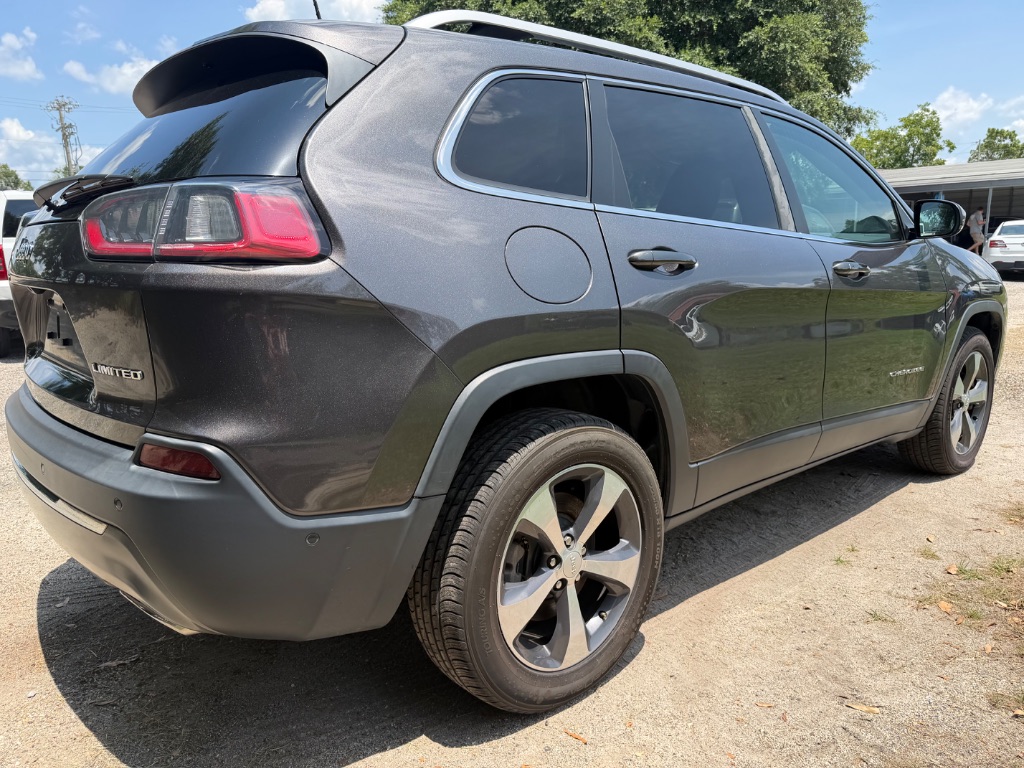2019 Jeep Cherokee - $10,500