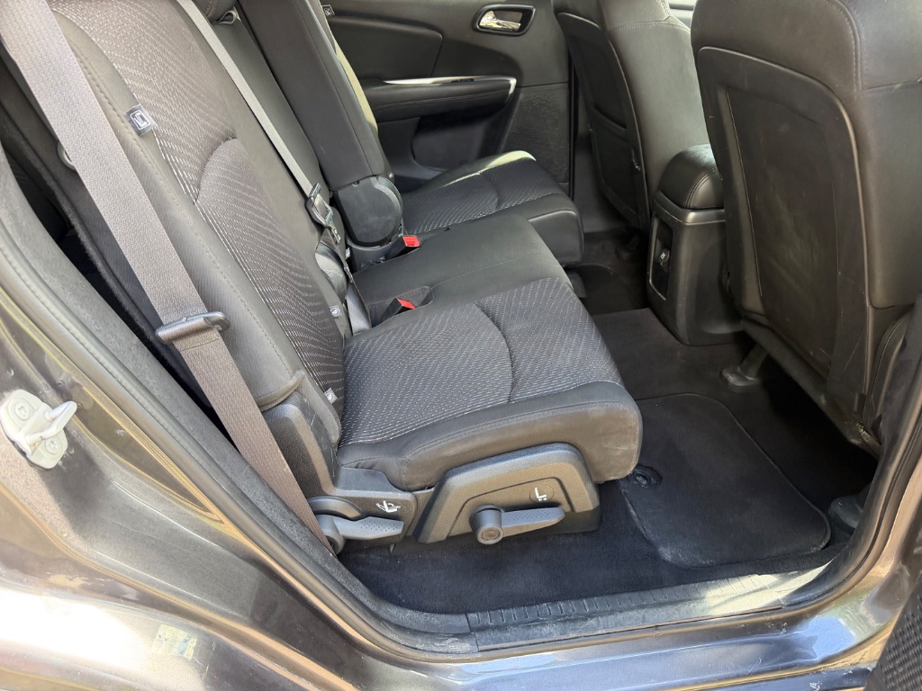 2016 Dodge Journey - $6,900