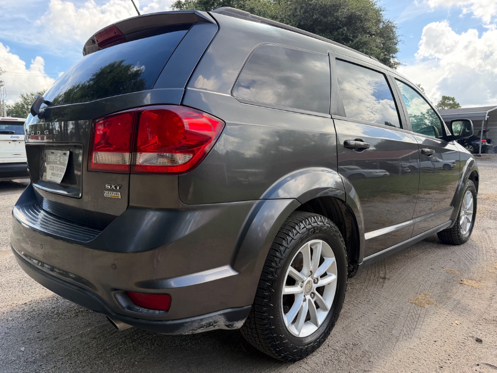 2016 Dodge Journey - $6,900