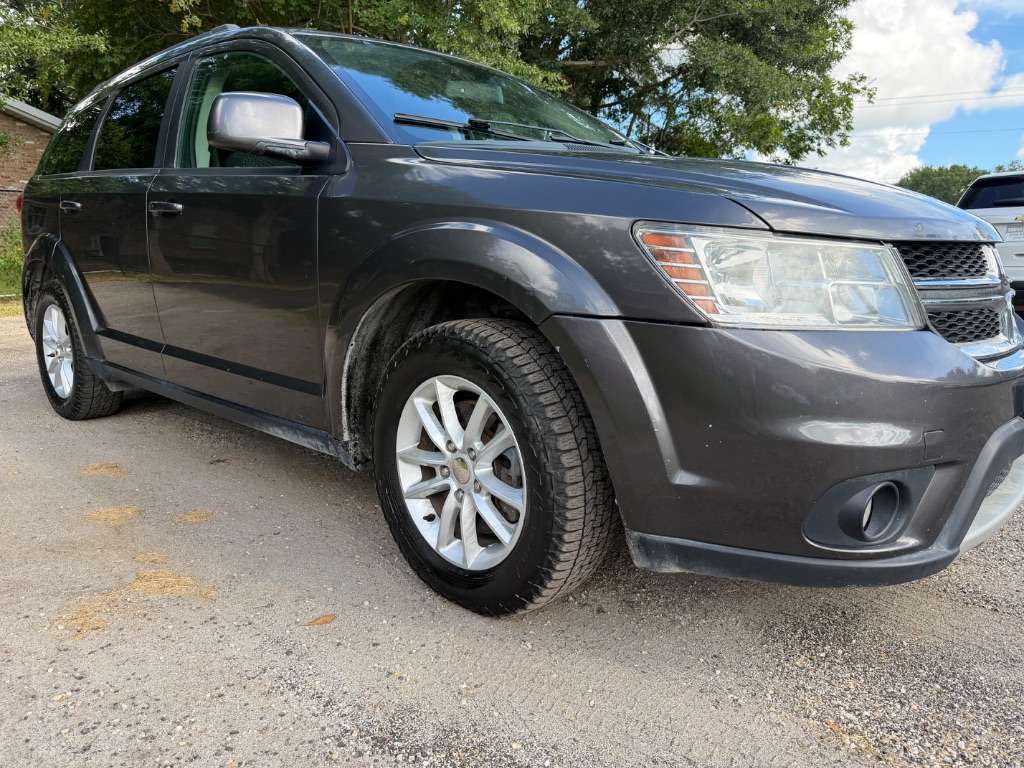 2016 Dodge Journey - $6,900