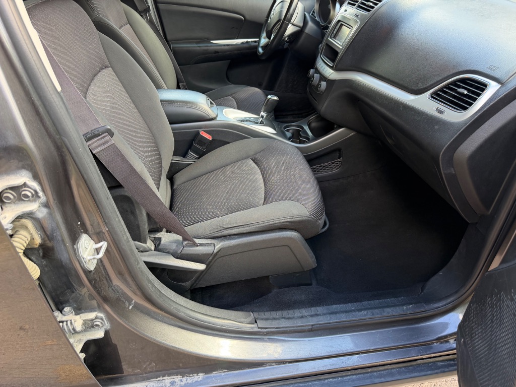 2016 Dodge Journey - $6,900