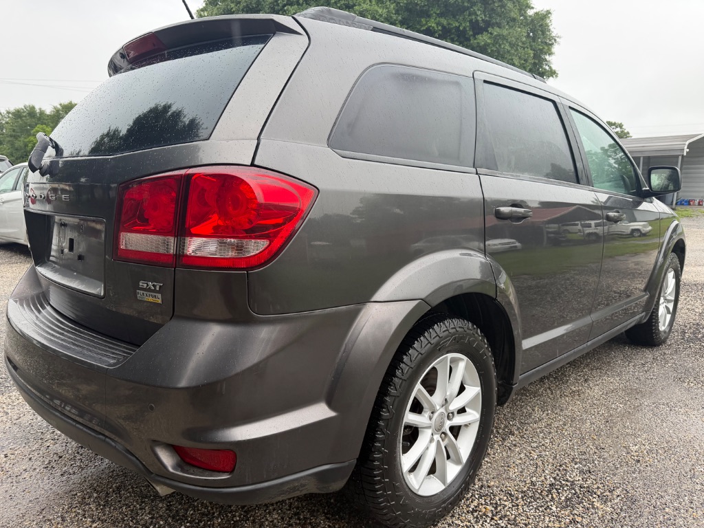 2016 Dodge Journey - $6,900