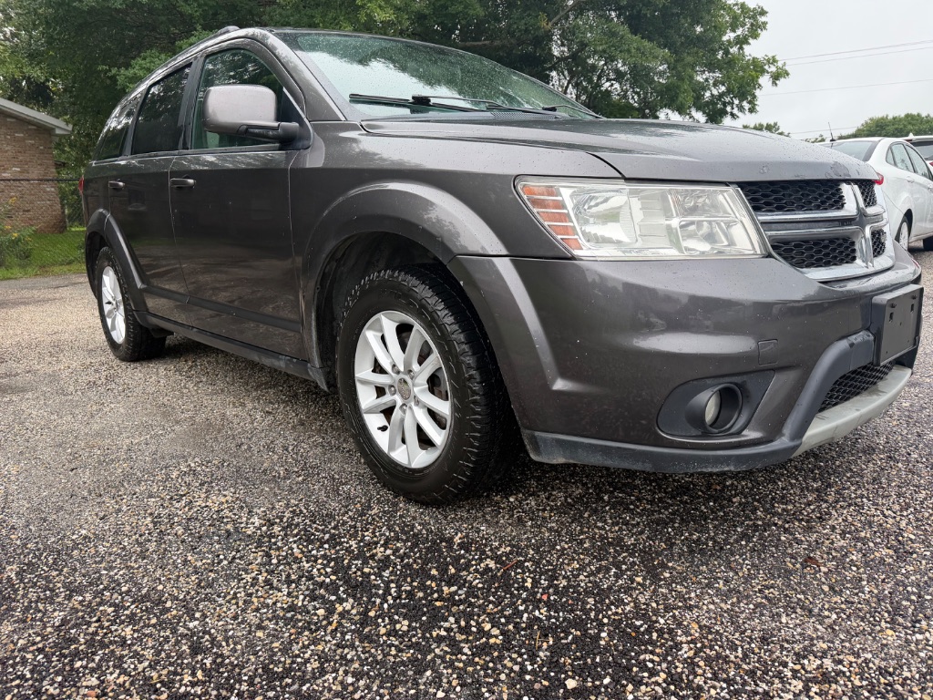 2016 Dodge Journey - $6,900
