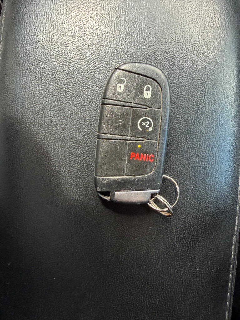 2016 Dodge Journey - $6,900