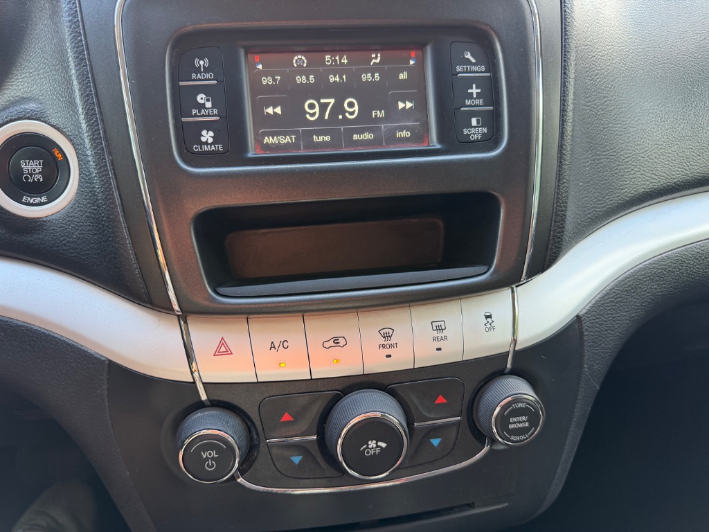 2016 Dodge Journey - $6,900