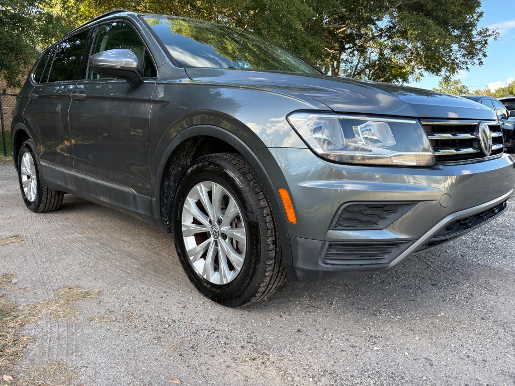 2018 Volkswagen Tiguan - $9,800