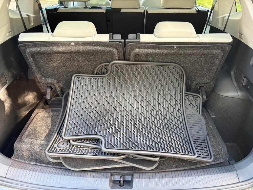2018 Volkswagen Tiguan - $9,800